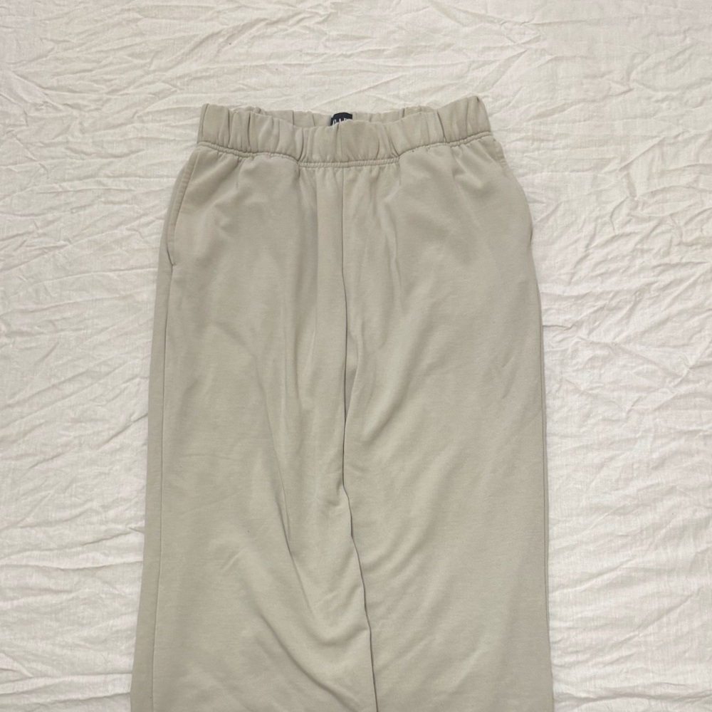 GAP sweatpants